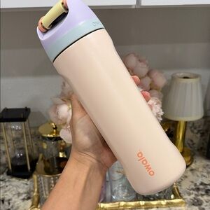 Owala Insulated Water Bottle - Cream and Lavender